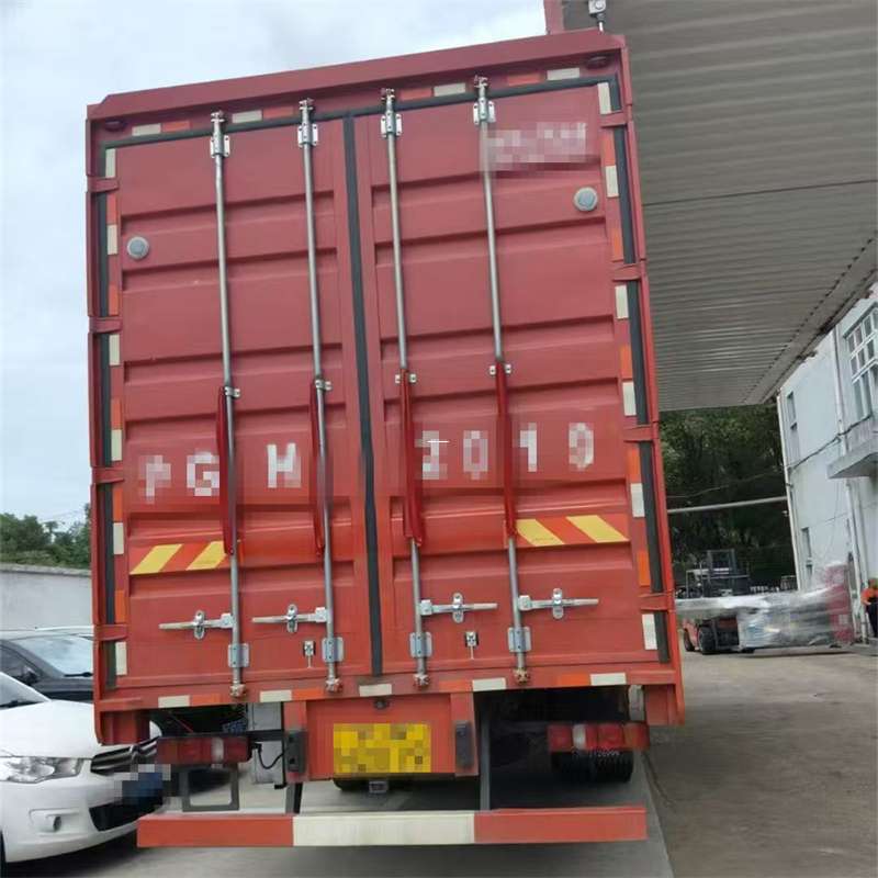 冷水滩区普定县进仓物流：专线直达的多元货运之旅